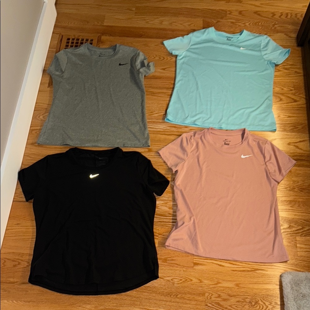 Nike Women's T-Shirt Bundle - Gray, Blue, Black, Pink